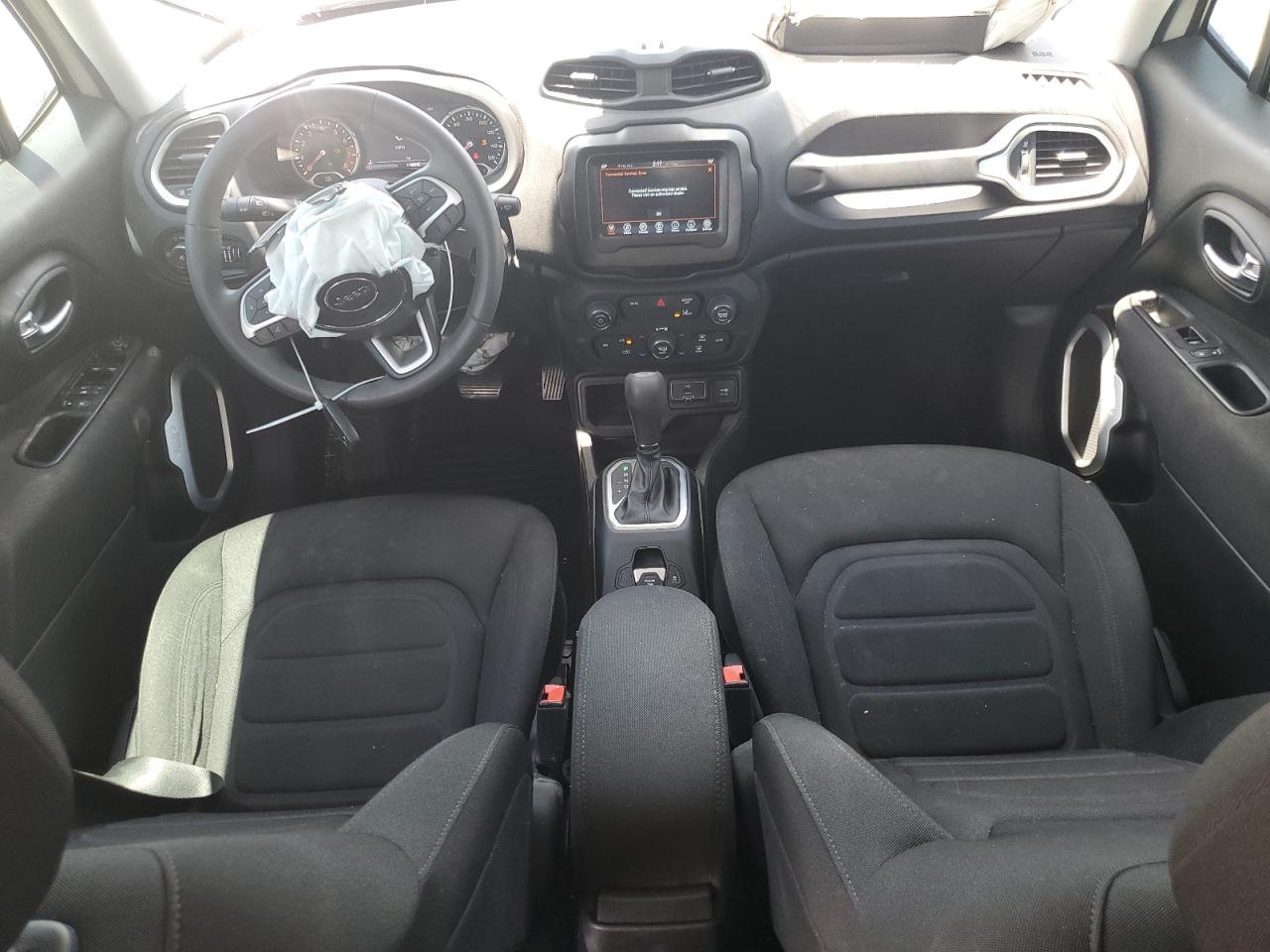 ZACNJCBB4MPM46555 2021 Jeep Renegade Latitude