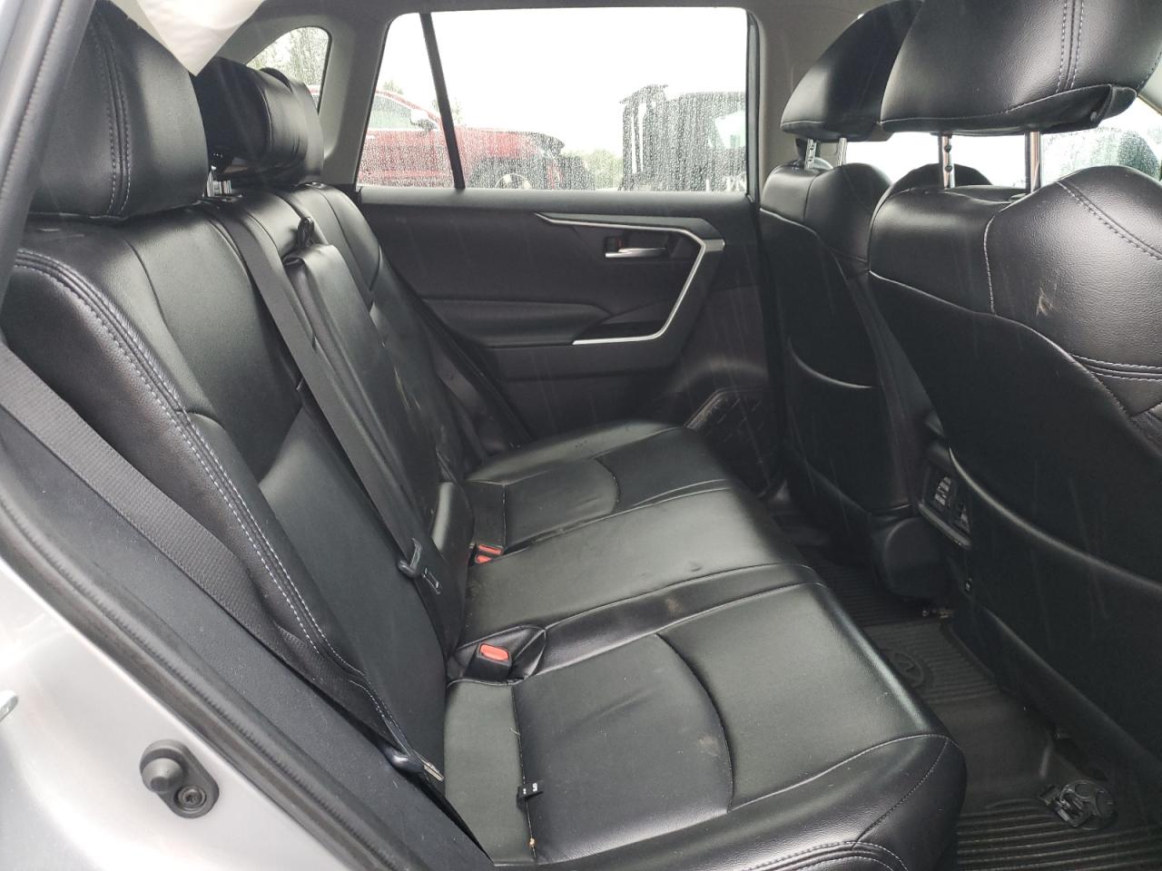 2T3RWRFV9LW080251 2020 Toyota Rav4 Xle