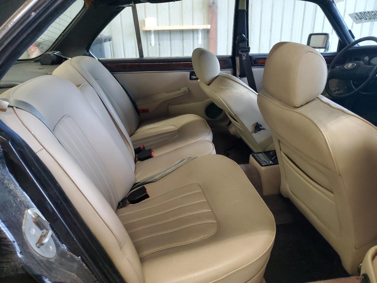 SAJAY1344EC388262 1984 Jaguar Xj6 Vanden Plas