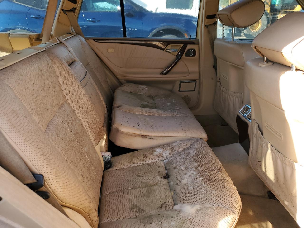 WDBJH65J41B333811 2001 Mercedes-Benz E 320