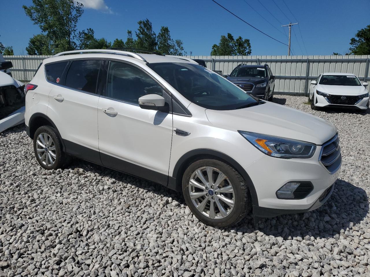 1FMCU9JD8HUA80347 2017 Ford Escape Titanium