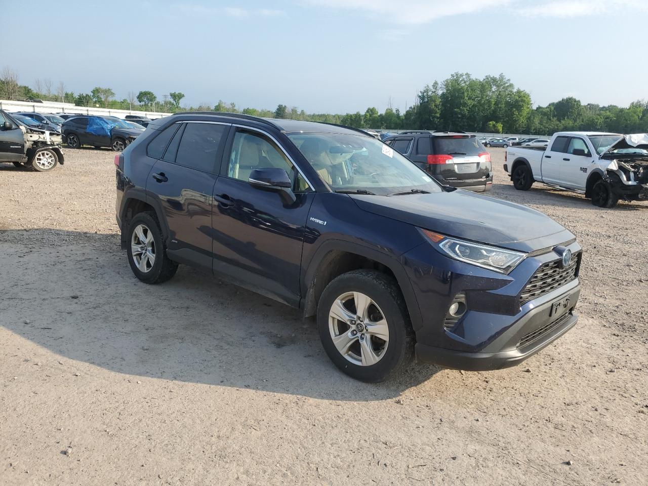 2T3RWRFV4LW066273 2020 Toyota Rav4 Xle