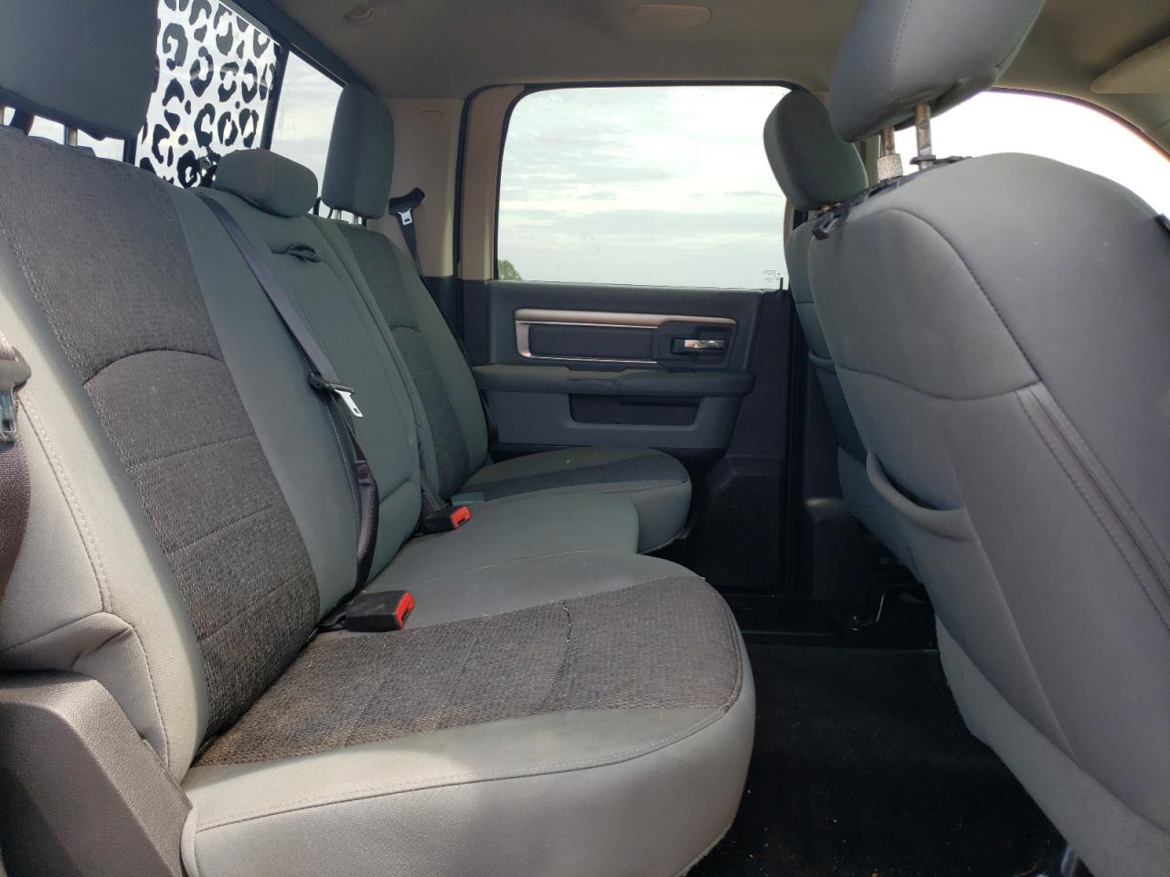 1C6RR6LT1FS685961 2015 Ram 1500 Slt