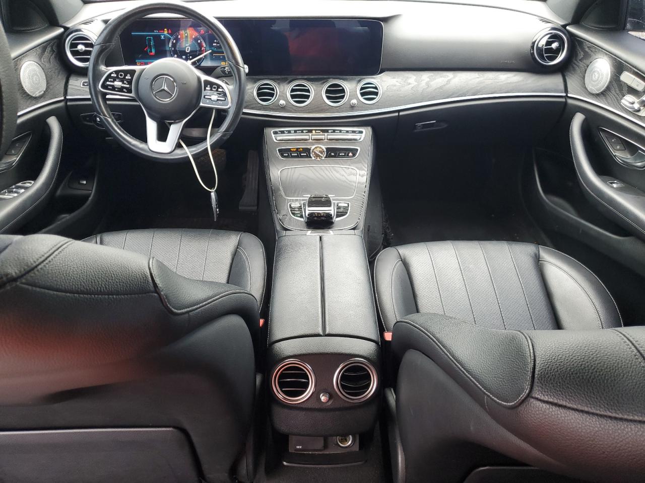 WDDZF4JBXKA593690 2019 Mercedes-Benz E 300