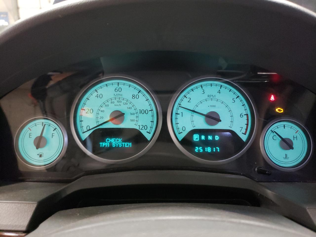 2A4RR5D14AR140972 2010 Chrysler Town & Country Touring