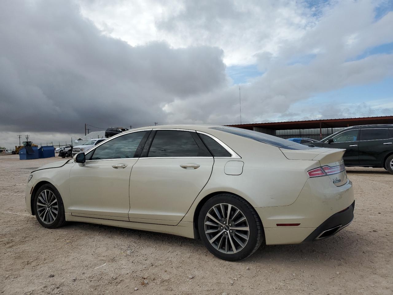 3LN6L5A98JR601939 2018 Lincoln Mkz Premiere