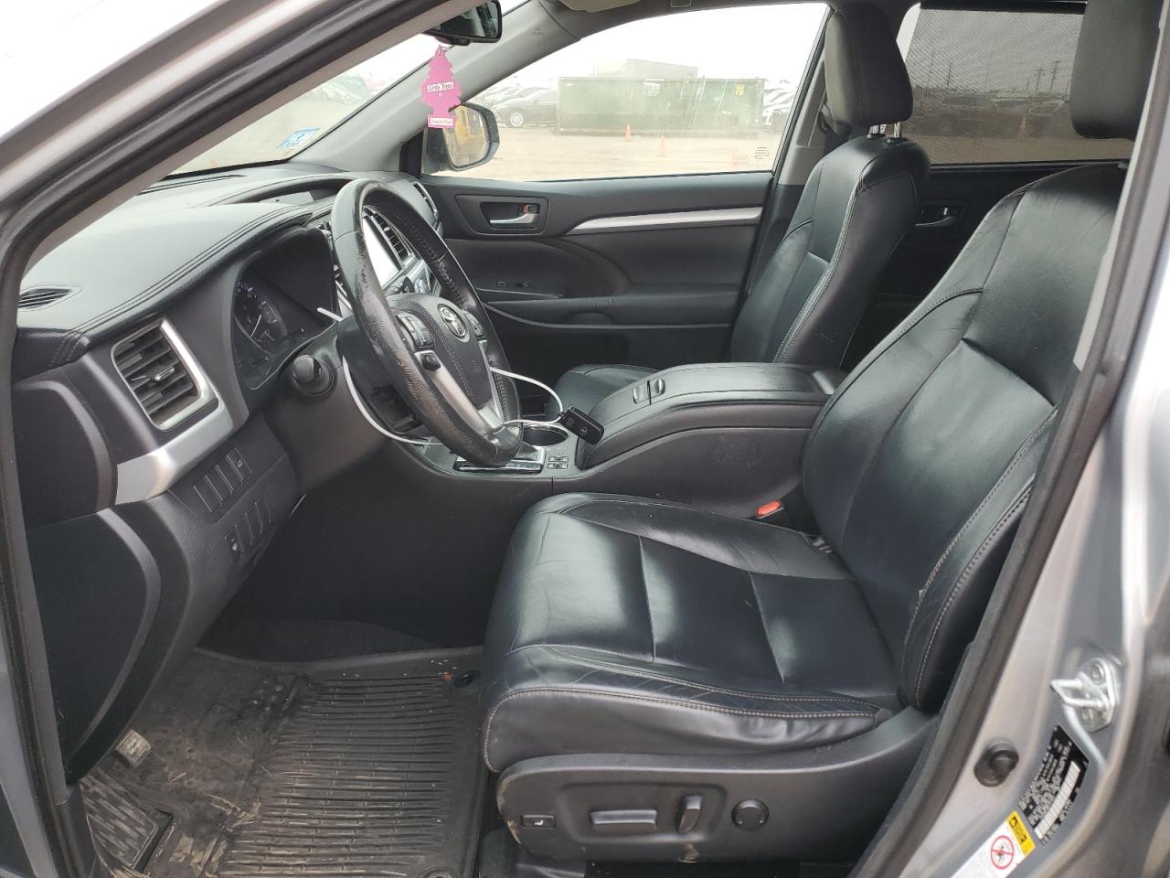 5TDJKRFH8FS171021 2015 Toyota Highlander Xle