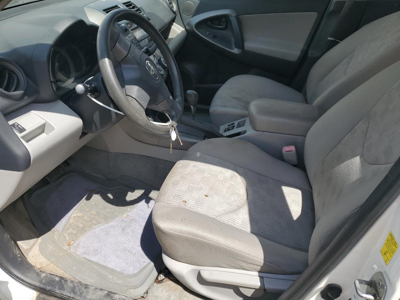 2T3ZF4DV0AW019261 2010 Toyota Rav4