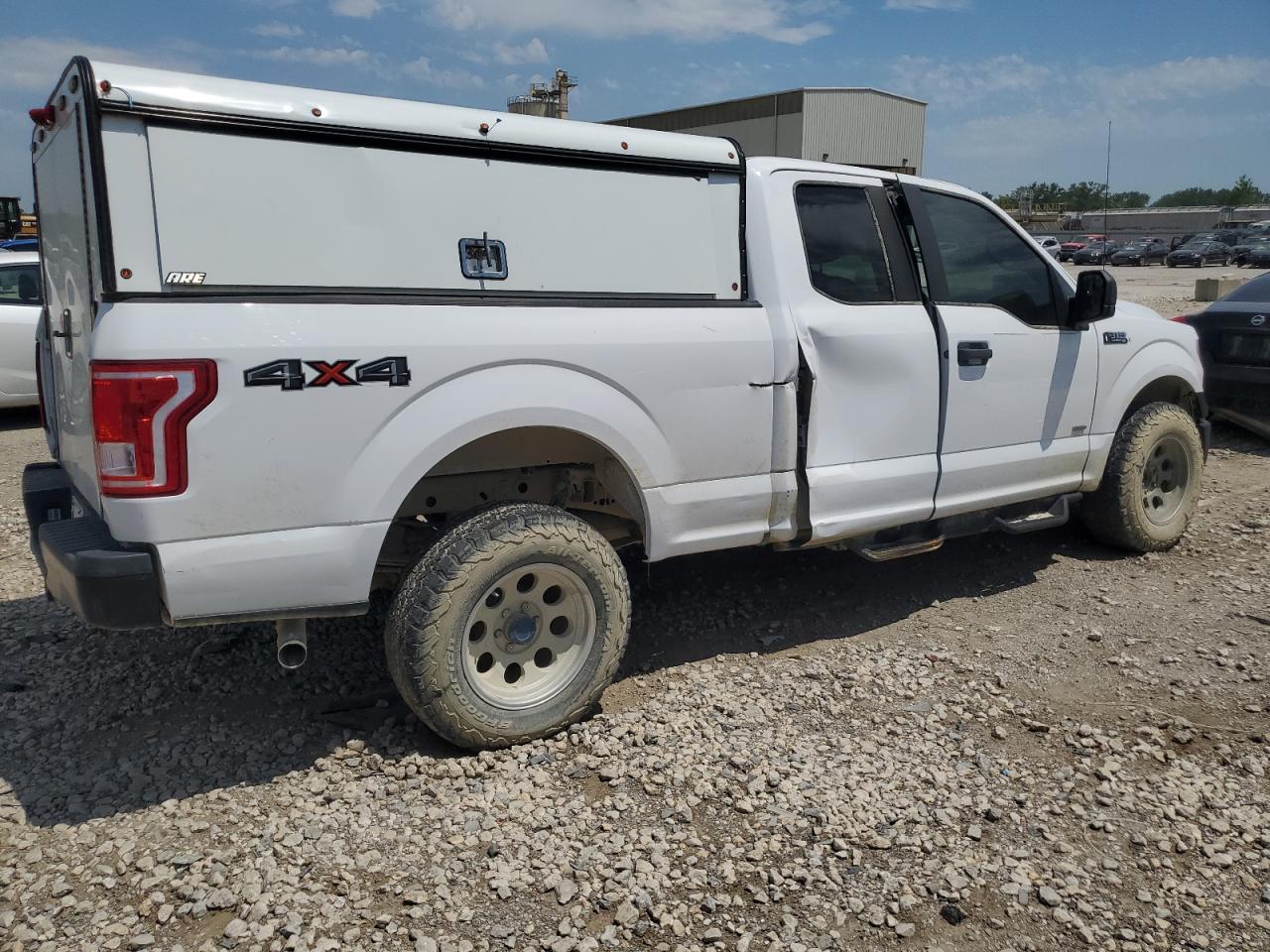 2015 Ford F150 Super Cab vin: 1FTEX1EP4FKF04352