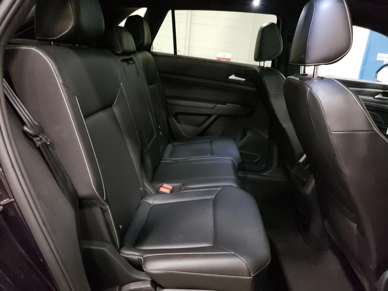 1V2ME2CA0LC210232 2020 Volkswagen Atlas Cross Sport Sel