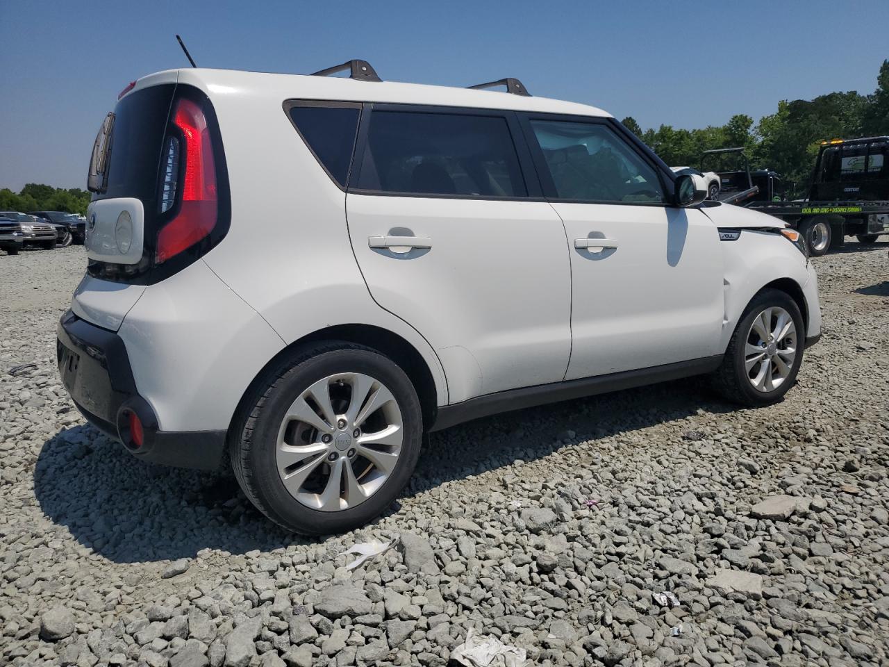 KNDJP3A51G7257262 2016 Kia Soul +