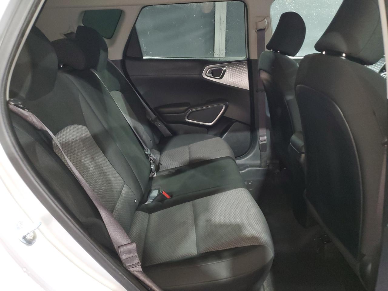 KNDJ23AU7L7718058 2020 Kia Soul Lx