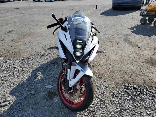 2024 SUZUKI GSX800 F JS1EM13B0R7100630