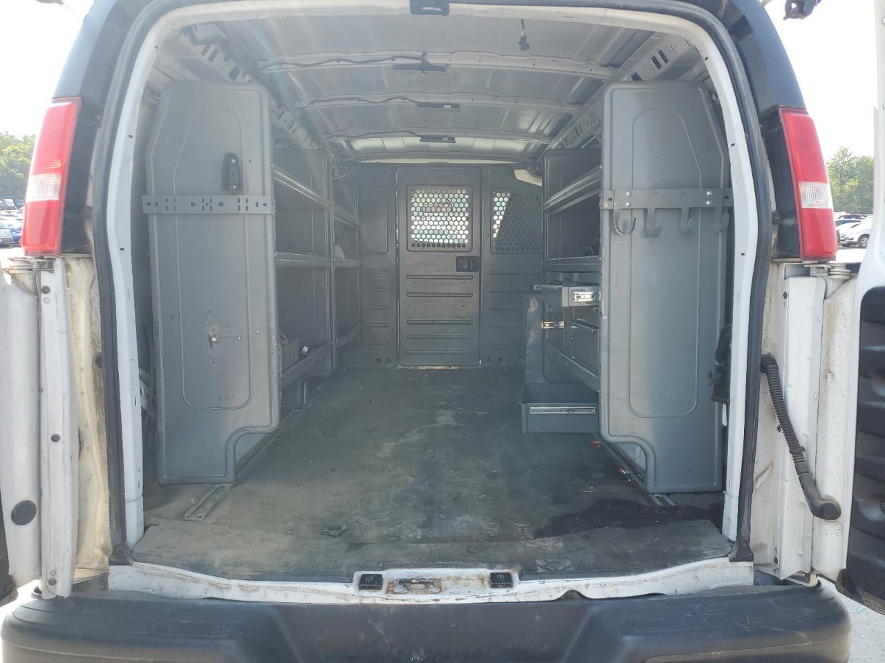 1GTZ7GFG2J1335496 2018 GMC Savana G3500