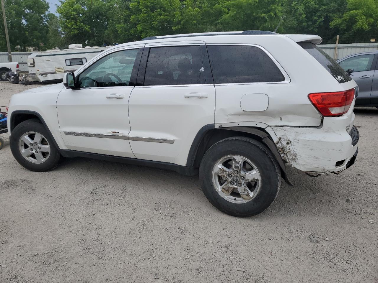 2013 Jeep Grand Cherokee Laredo vin: 1C4RJFAG9DC630493