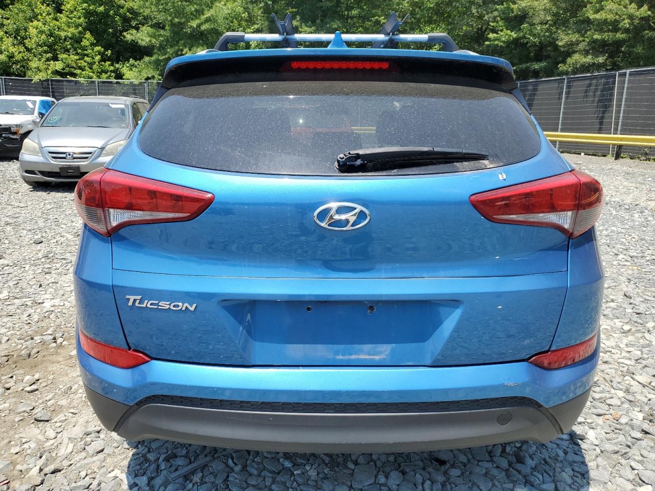 KM8J33A43JU604999 2018 Hyundai Tucson Sel