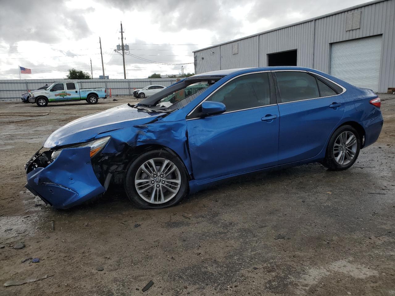 2017 Toyota Camry Le vin: 4T1BF1FK0HU619428