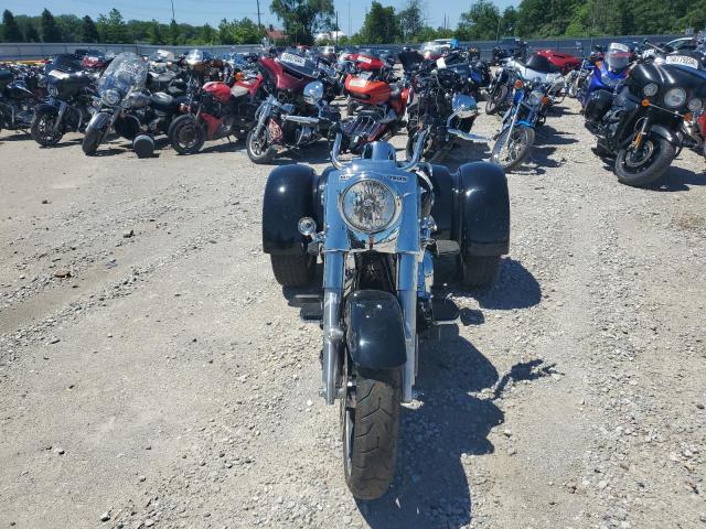 2019 HARLEY-DAVIDSON FLRT 1HD1MCP10KB857255