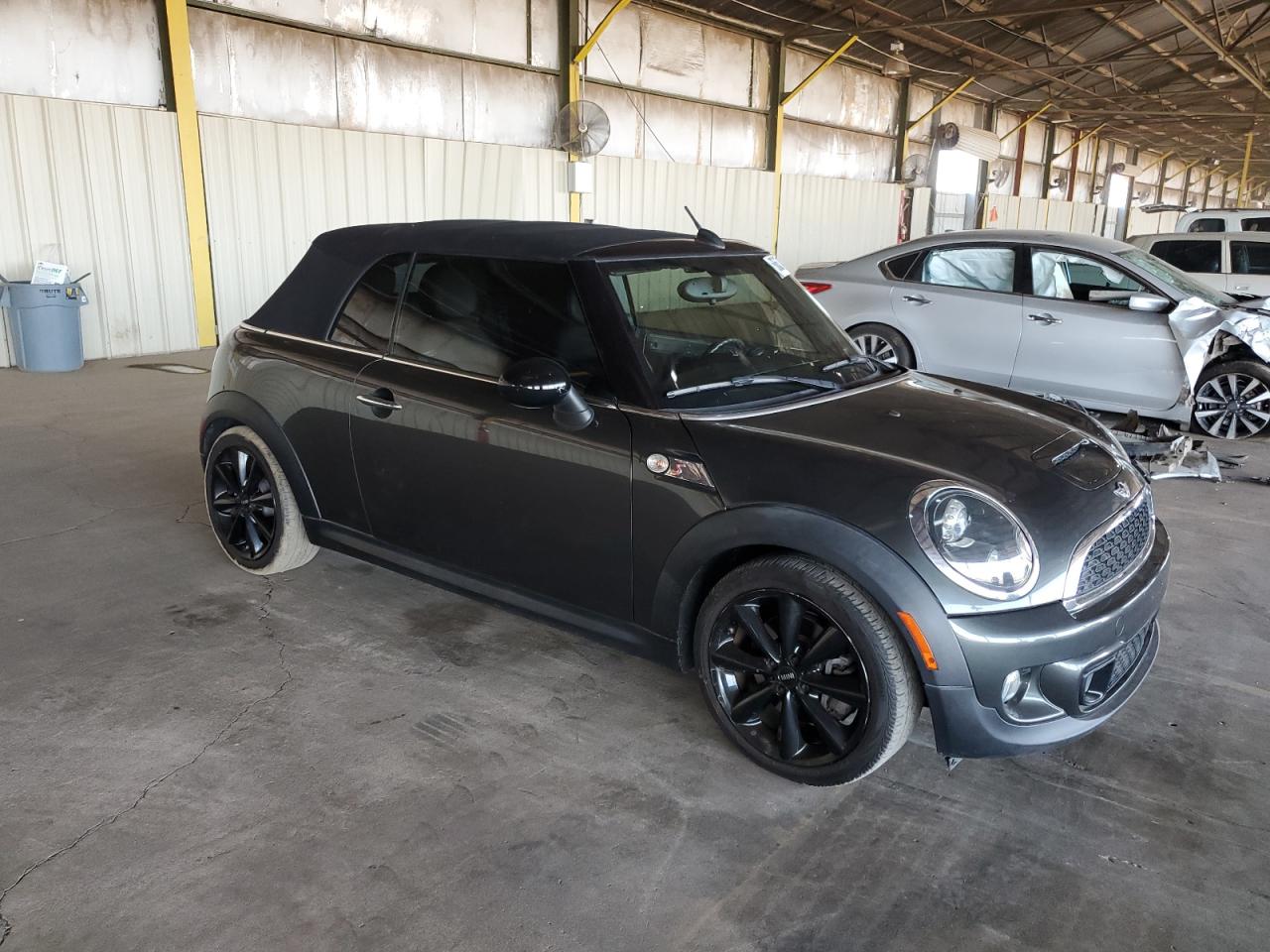 2014 Mini Cooper S vin: WMWZP3C53ET707737