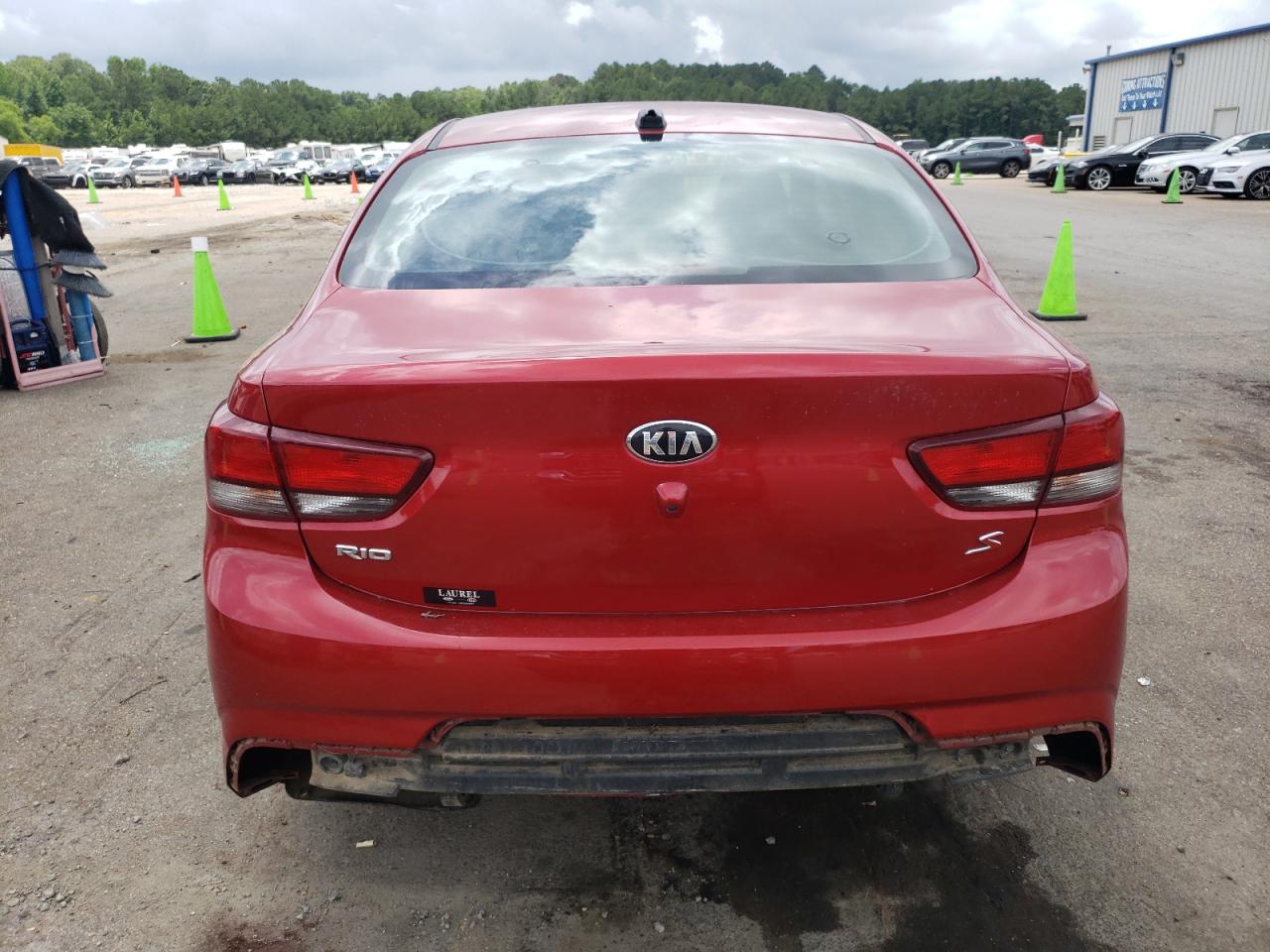 3KPA24AB8JE047808 2018 Kia Rio Lx