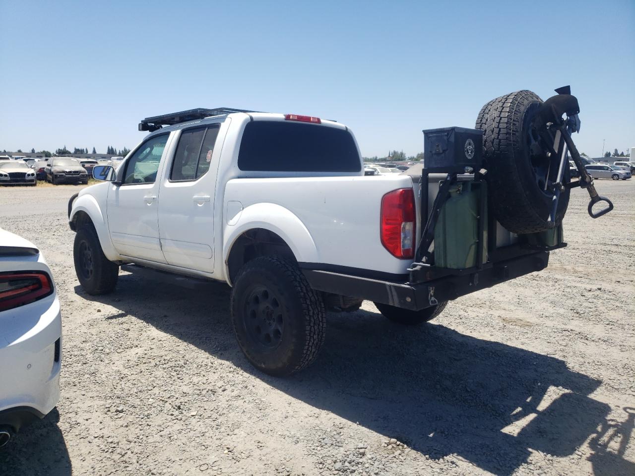 1N6AD07W25C407145 2005 Nissan Frontier Crew Cab Le