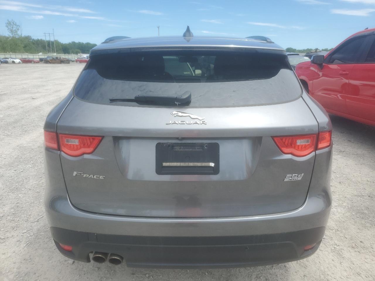 SADCL2BN7HA488270 2017 Jaguar F-Pace R - Sport