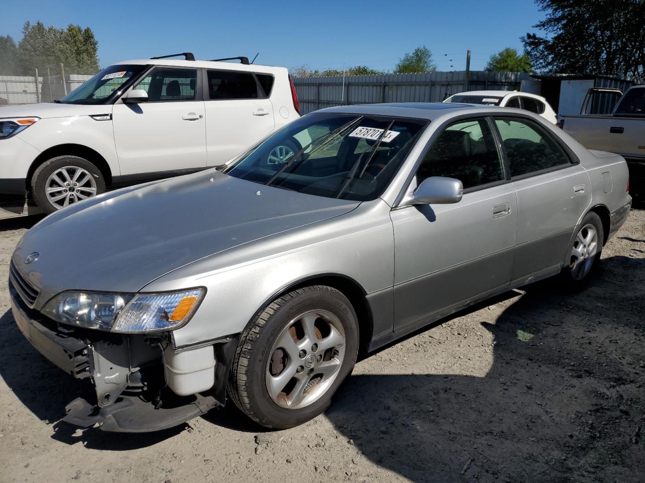 JT8BF28G010315210 2001 Lexus Es 300