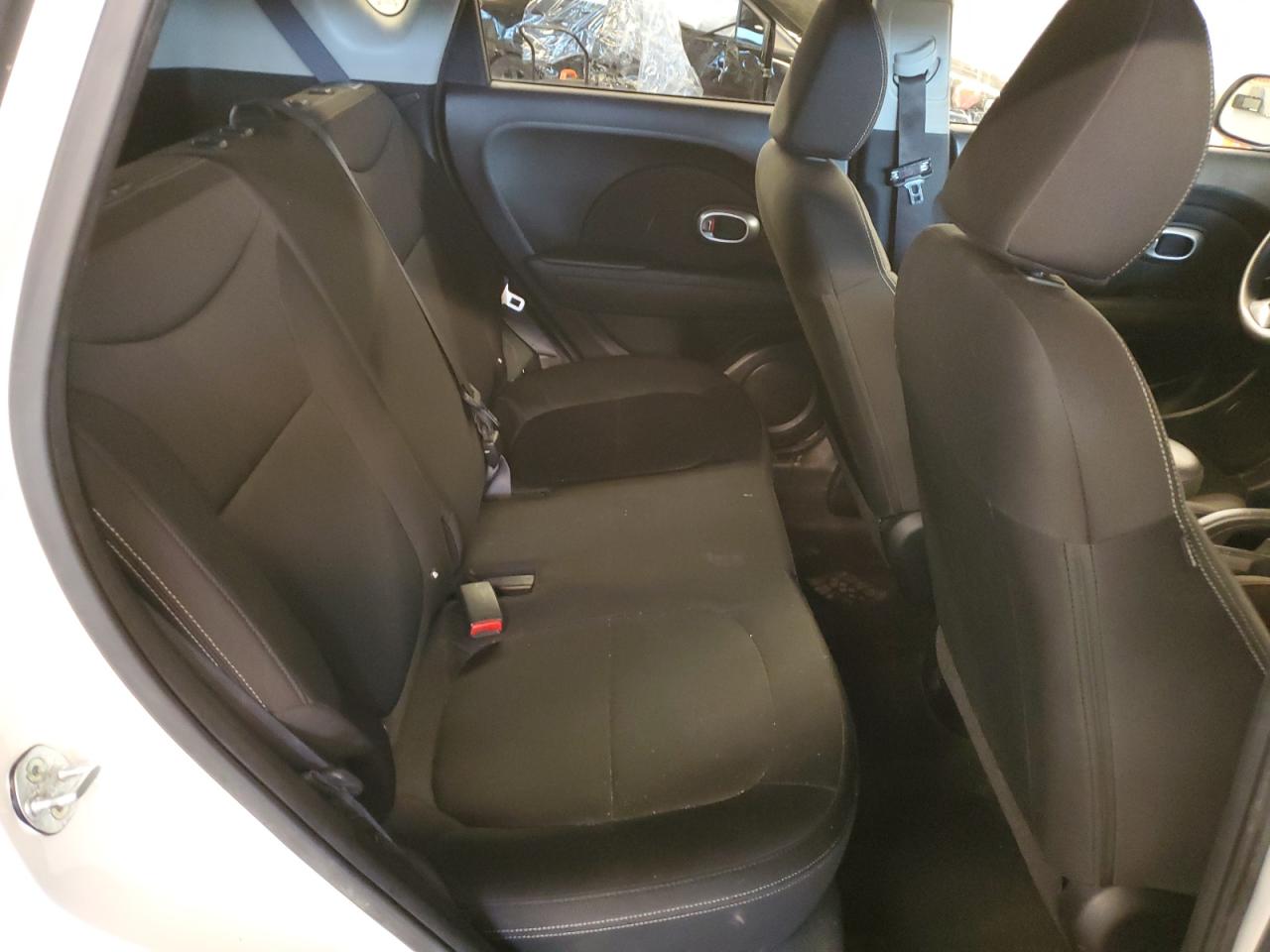 KNDJN2A2XF7171890 2015 Kia Soul