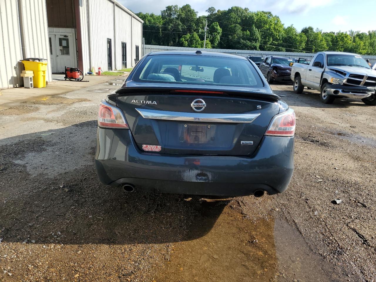 2015 Nissan Altima 2.5 vin: 1N4AL3AP7FC577159