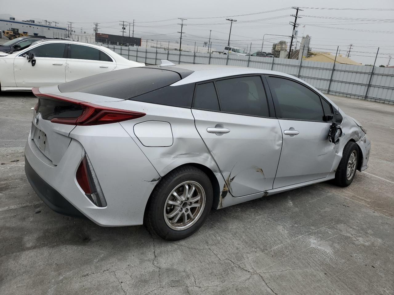 JTDKARFP3K3106684 2019 Toyota Prius Prime