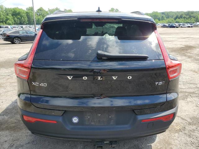 2022 Volvo Xc40 T5 R-Design VIN: YV4162UM6N2678739 Lot: 57554864