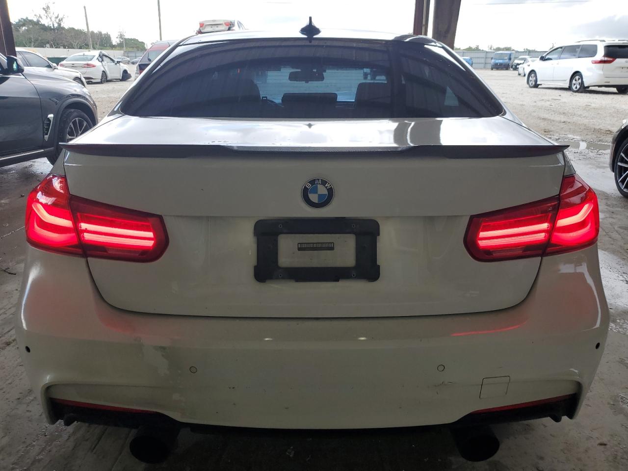 WBA8B3G32HNU35998 2017 BMW 340 I