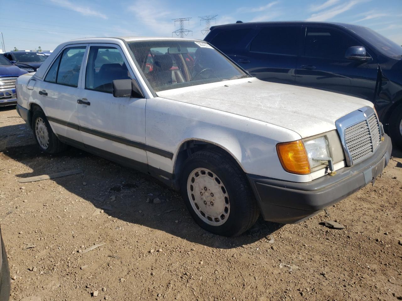 Lot #2806922803 1988 MERCEDES-BENZ 300 E