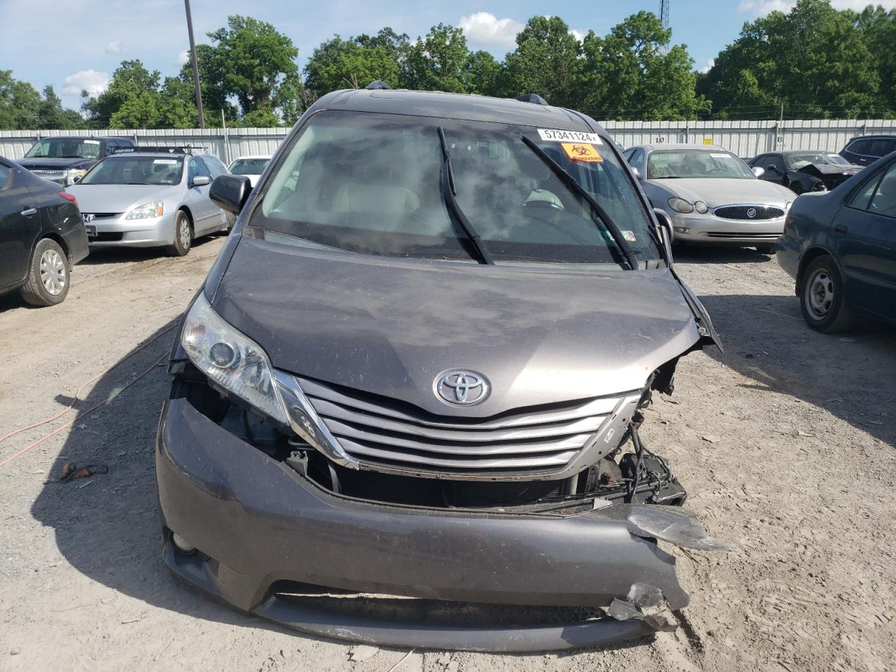 5TDYK3DC7GS716999 2016 Toyota Sienna Xle