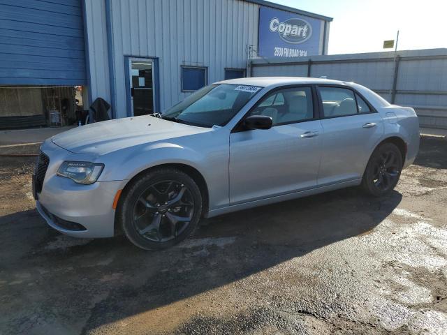  CHRYSLER 300 2023 Сріблястий