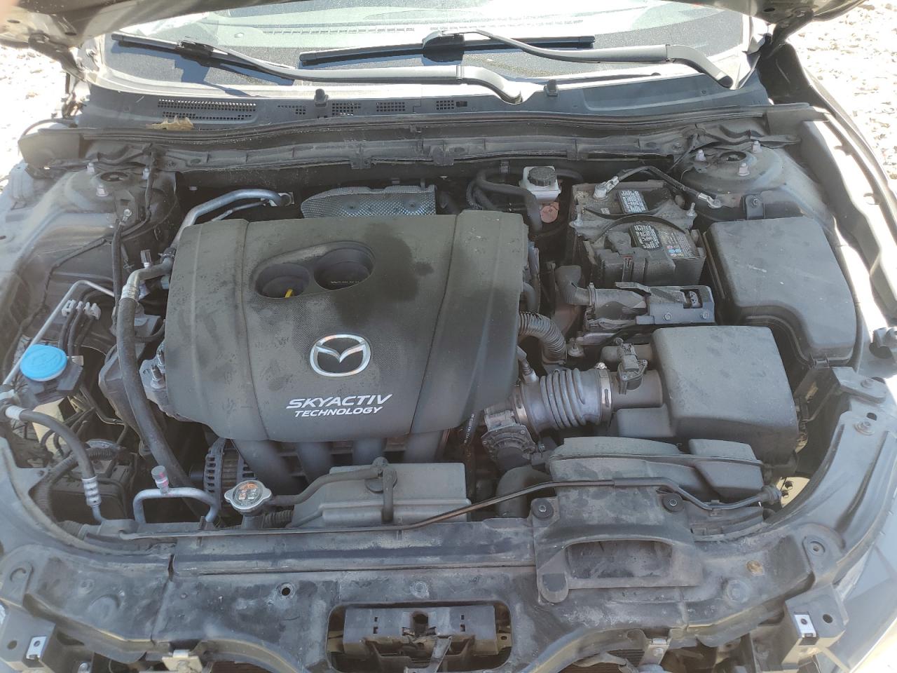 3MZBN1U72JM232375 2018 Mazda 3 Sport