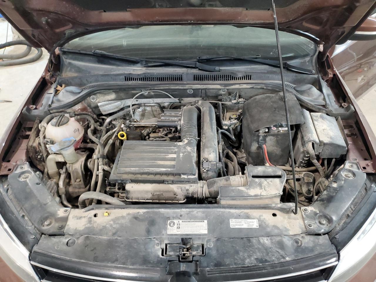 3VWD67AJ7GM351010 2016 Volkswagen Jetta Se