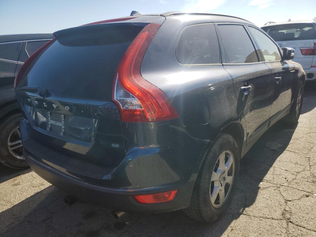 YV4960DL2A2082665 2010 Volvo Xc60 3.2