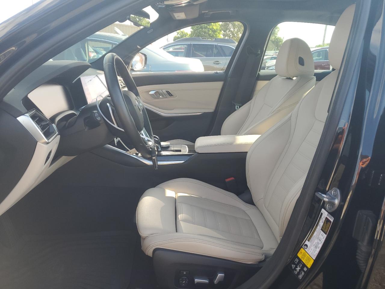 3MW5R7J05M8B88610 2021 BMW 330Xi