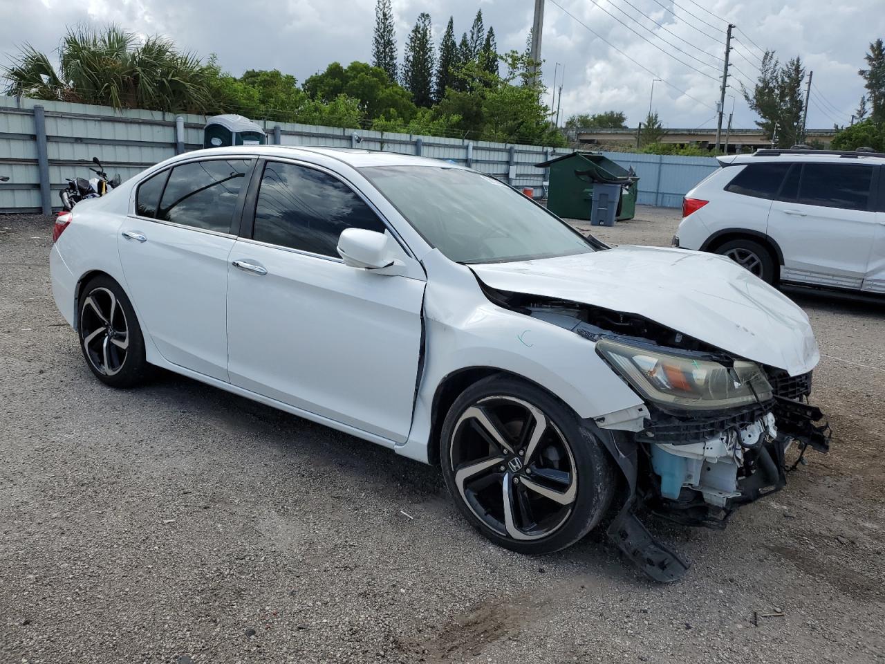 1HGCR2F80FA133602 2015 Honda Accord Exl