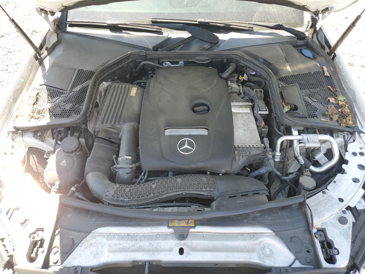 55SWF4KB6HU228532 2017 Mercedes-Benz C 300 4Matic