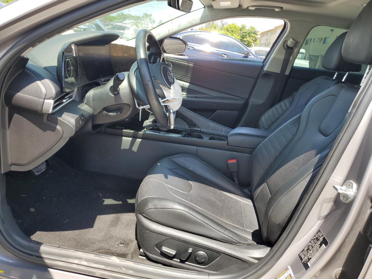 KMHLN4AJ5NU014890 2022 Hyundai Elantra Limited