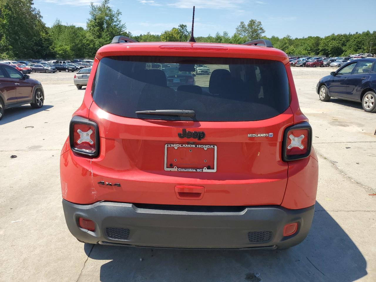 ZACNJBBB3LPL70044 2020 Jeep Renegade Latitude