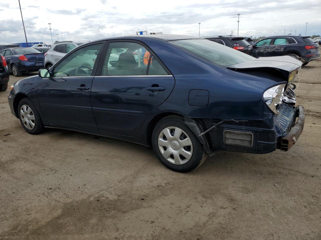 4T1BE32K04U293211 2004 Toyota Camry Le/Xle/Se