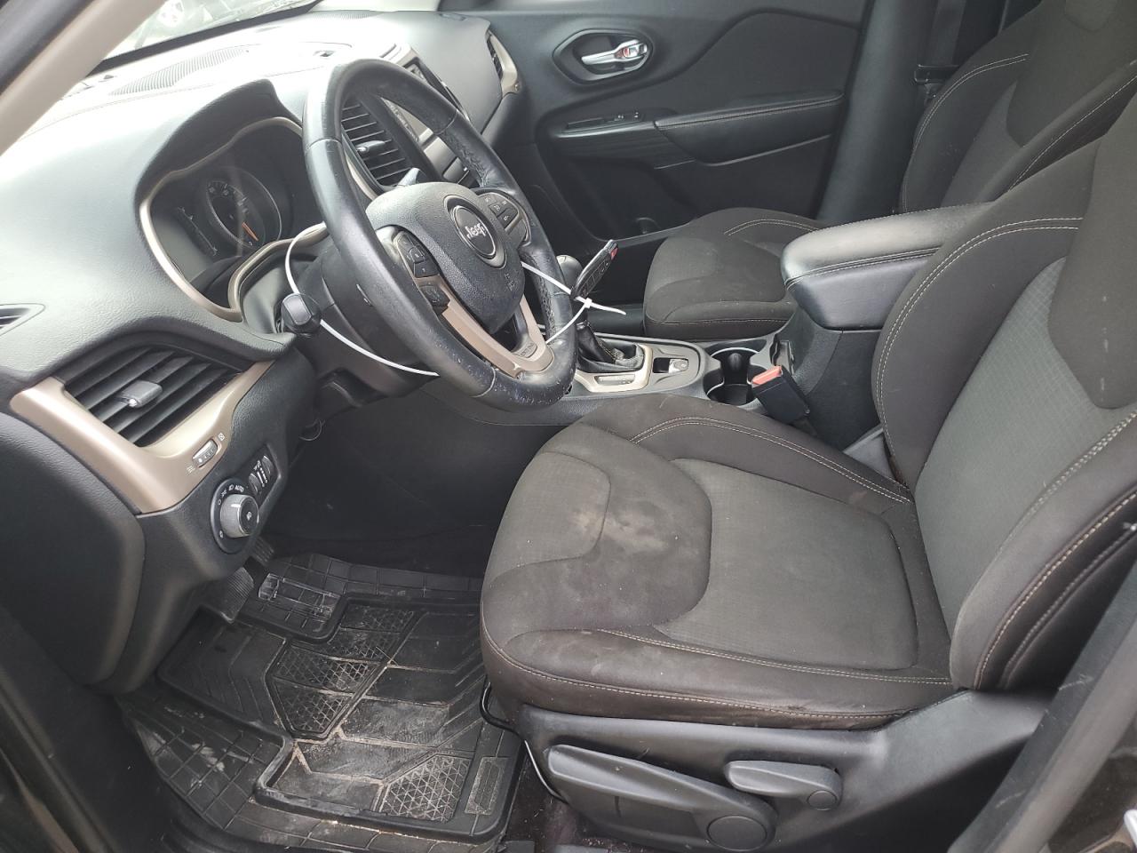 1C4PJLCB5GW222051 2016 Jeep Cherokee Latitude