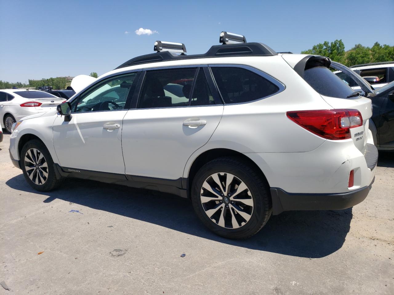 4S4BSAJC3F3343325 2015 Subaru Outback 2.5I Limited