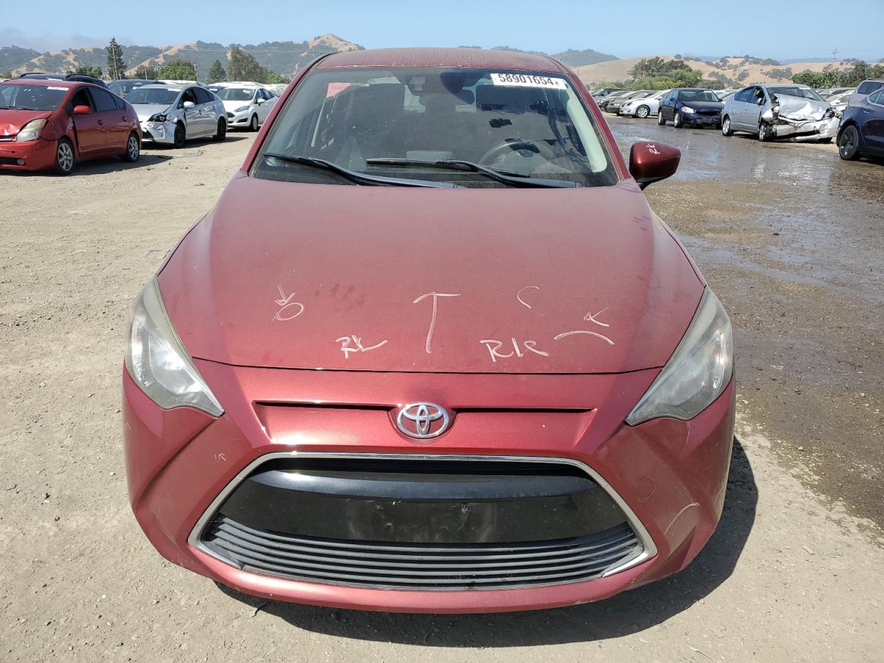 2017 Toyota Yaris Ia vin: 3MYDLBYV0HY180510