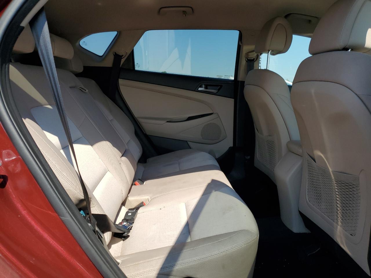 KM8J33A41JU597065 2018 Hyundai Tucson Sel