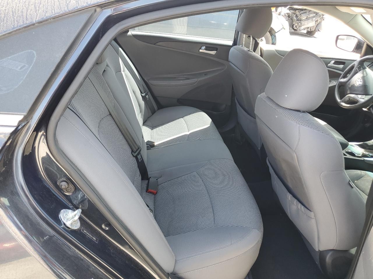 5NPEB4AC0DH574865 2013 Hyundai Sonata Gls