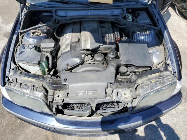 2001 BMW 325 I VIN: WBAAV33421FU94010 Lot: 60153294